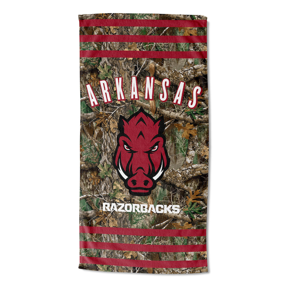 Arkansas Razorbacks Real Tree Camo 30x60 Beach Towel