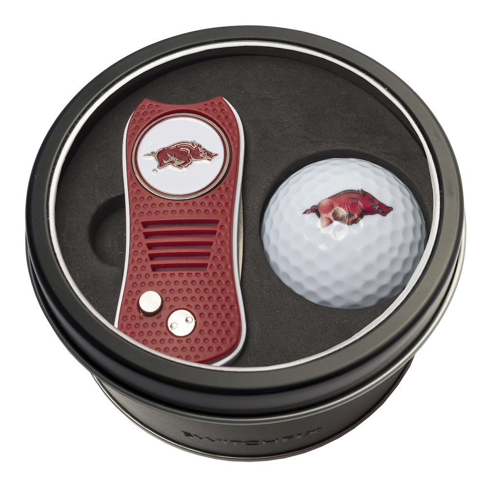 Arkansas Razorbacks Switchblade Divot Tool and Golf Ball Gift Pack