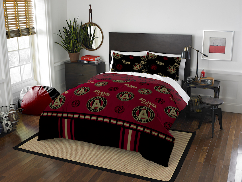 Atlanta United QUEEN/FULL size Comforter and 2 Shams