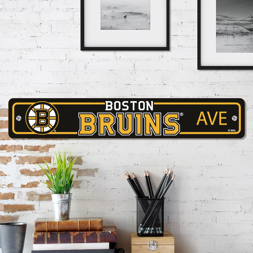 Boston Bruins Street Sign