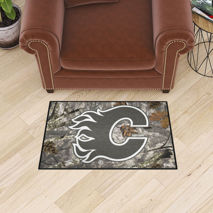 Calgary Flames CAMO 20 x 30 Starter Floor Mat