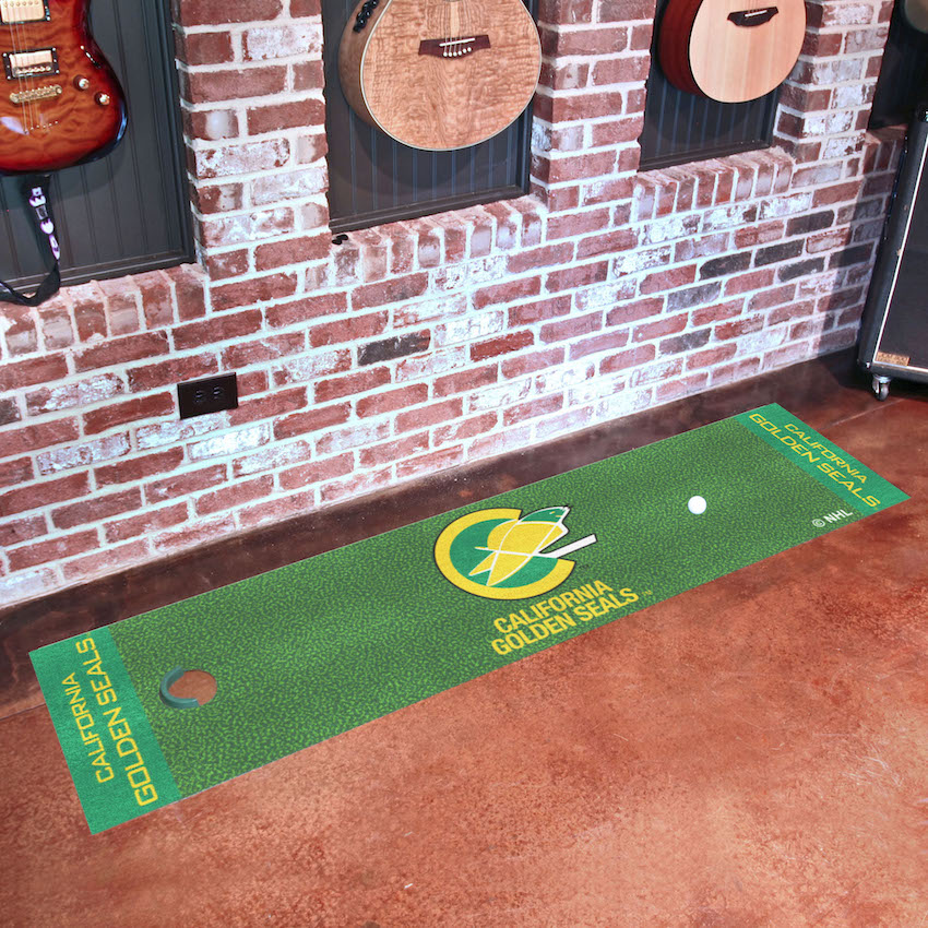 California Golden Seals Vintage 18 x 72 in Putting Green Mat with Throwback Logo