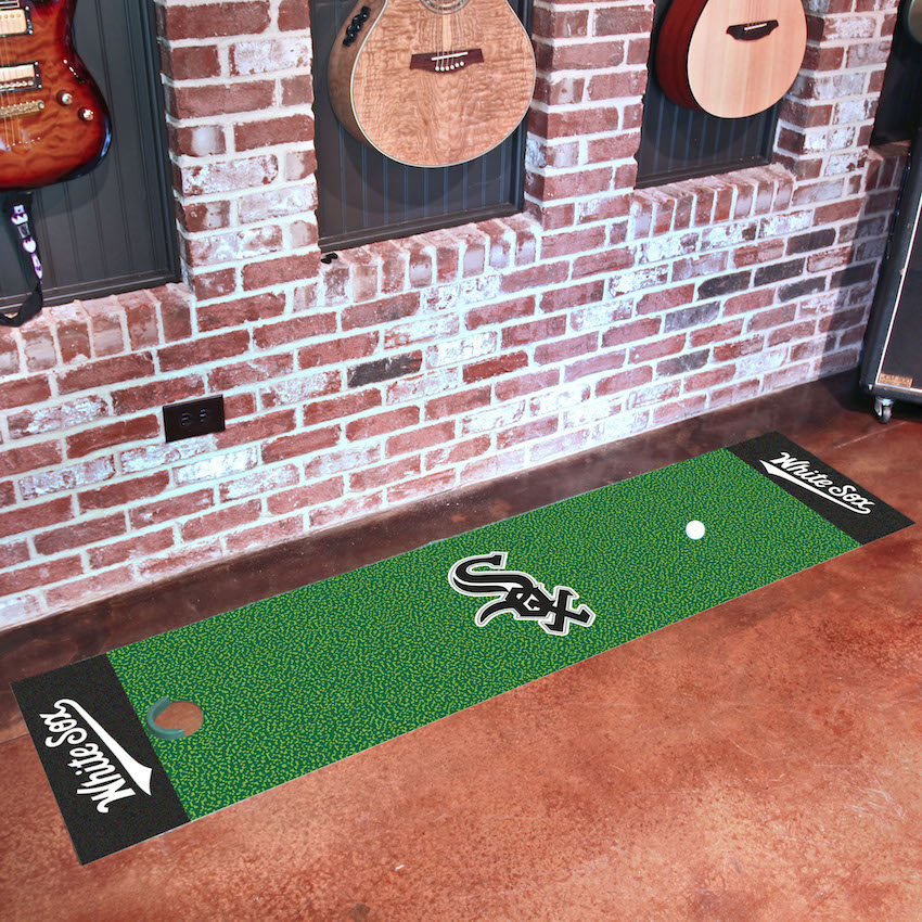 Chicago White Sox ALT LOGO Putting Green Mat 18 x 72