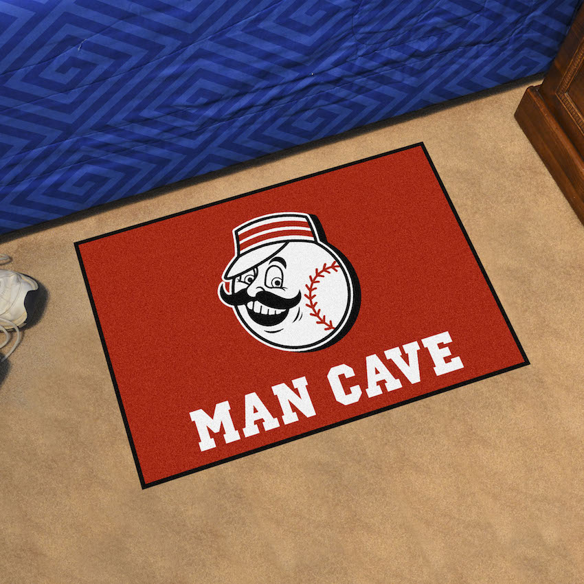 Cincinnati Reds ALT LOGO MAN CAVE 20 x 30 STARTER Floor Mat