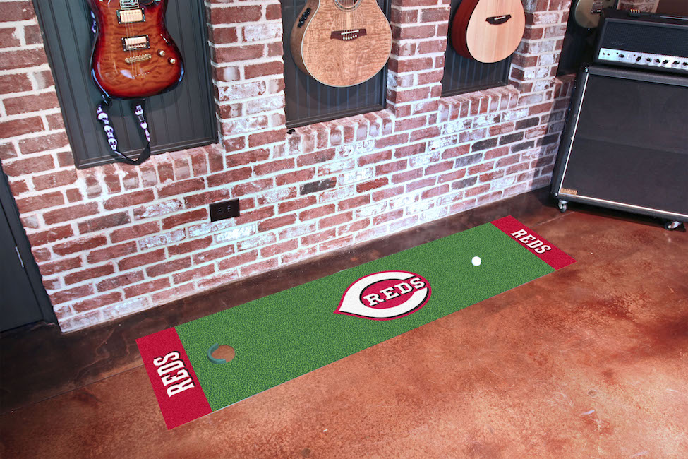 Cincinnati Reds Putting Green Mat 18 x 72