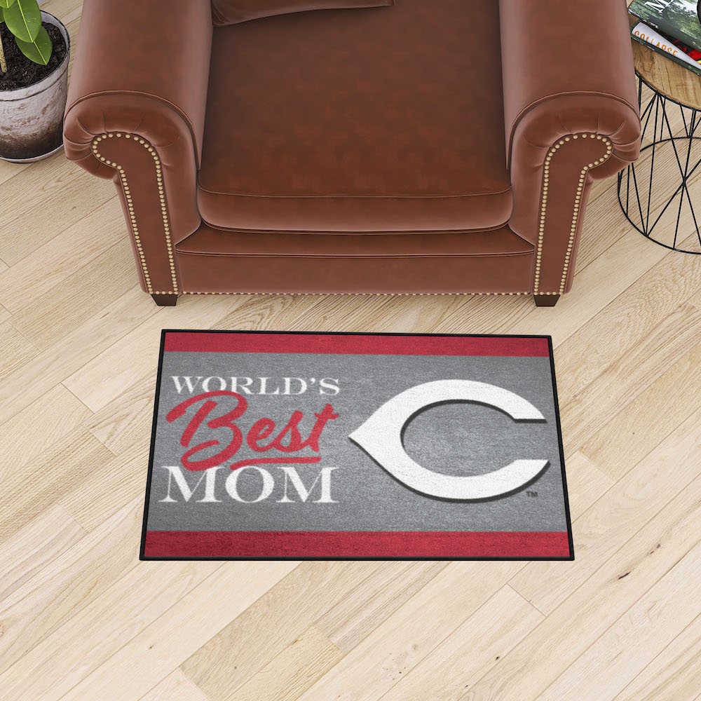 Cincinnati Reds 20 x 30 WORLDS BEST MOM Floor Mat