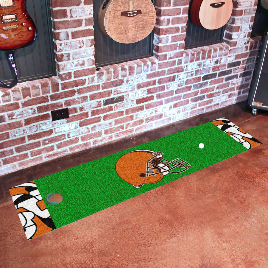 Cleveland Browns NFL X-FIT Putting Green Mat 18 x 72