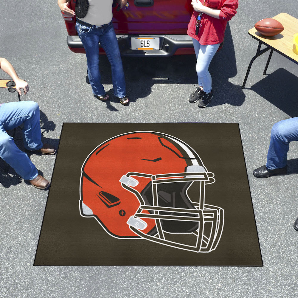 Cleveland Browns TAILGATER 60 x 72 Rug - Helmet Logo