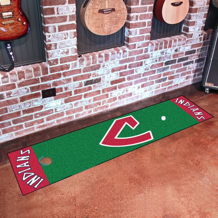 Cleveland Indians MLBCC Vintage 18 x 72 in Putting Green Mat with Throwback Logo