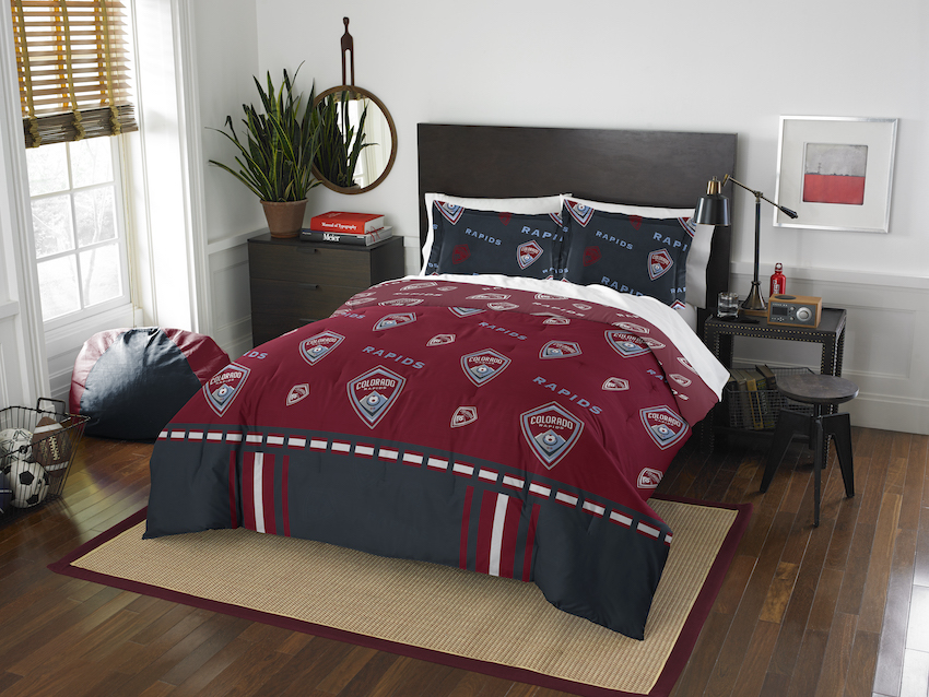 Colorado Rapids QUEEN/FULL size Comforter and 2 Shams