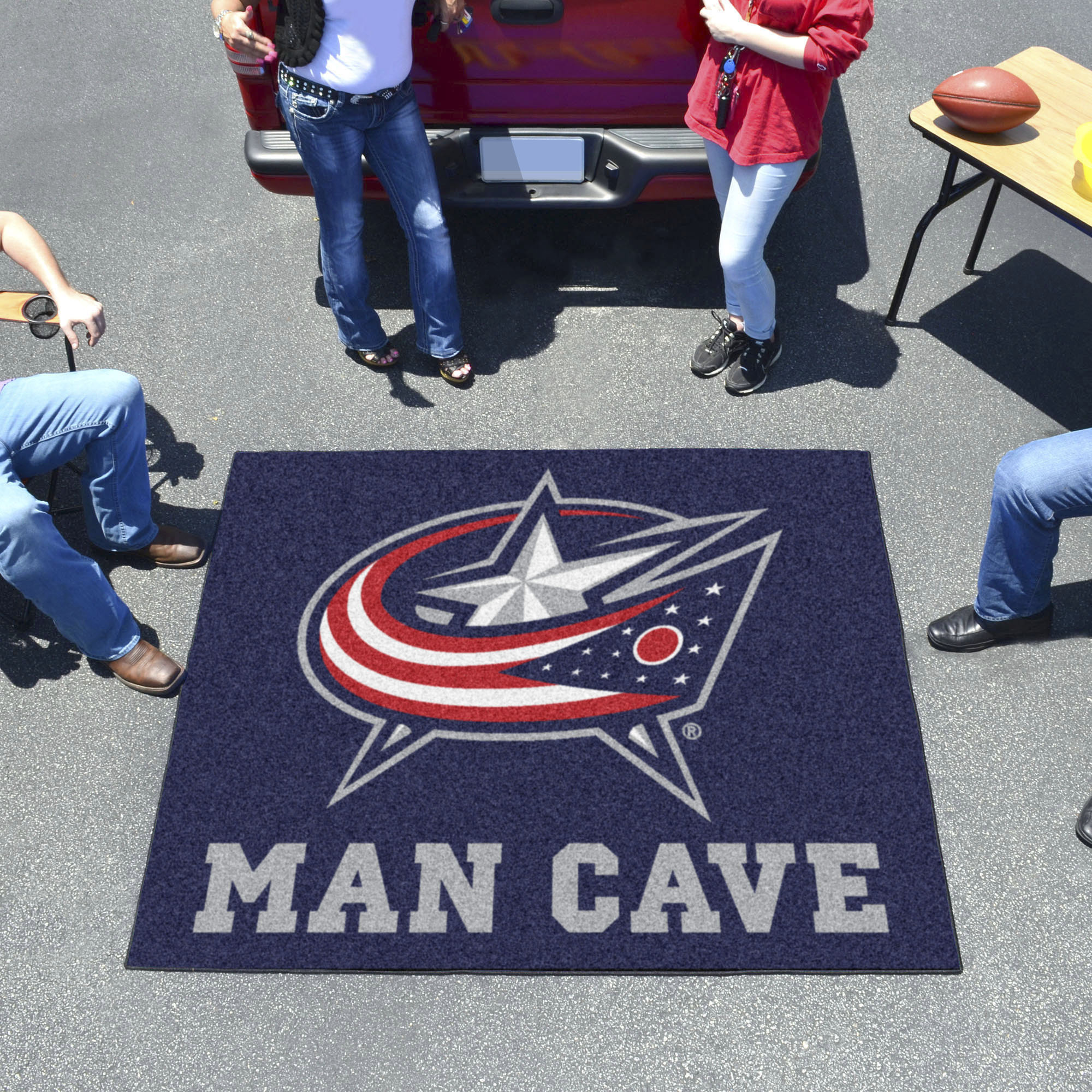 Columbus Blue Jackets MAN CAVE TAILGATER 60 x 72 Rug