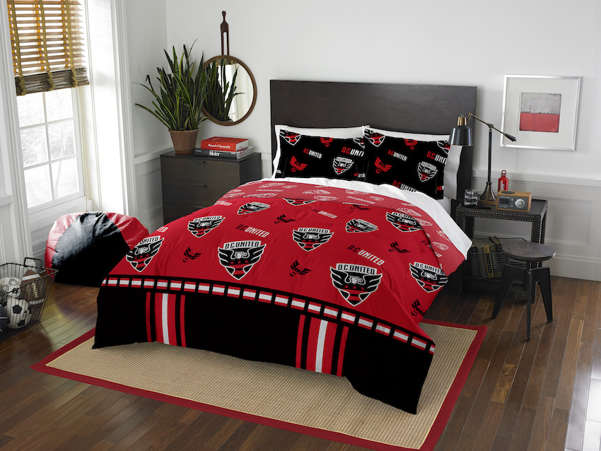 D.C. United QUEEN/FULL size Comforter and 2 Shams