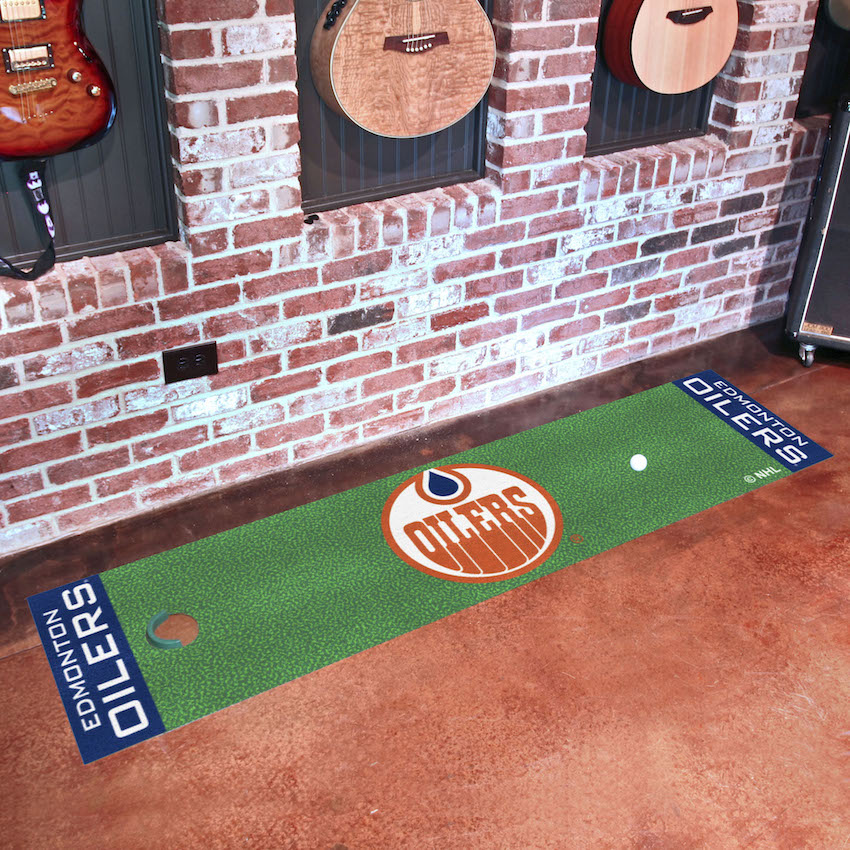 Edmonton Oilers Vintage 18 x 72 in Putting Green Mat with Throwback Logo