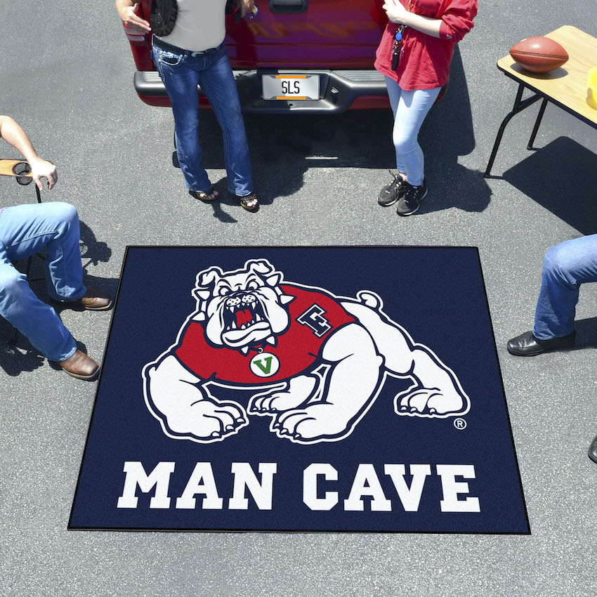 Fresno State Bulldogs MAN CAVE TAILGATER 60 x 72 Rug