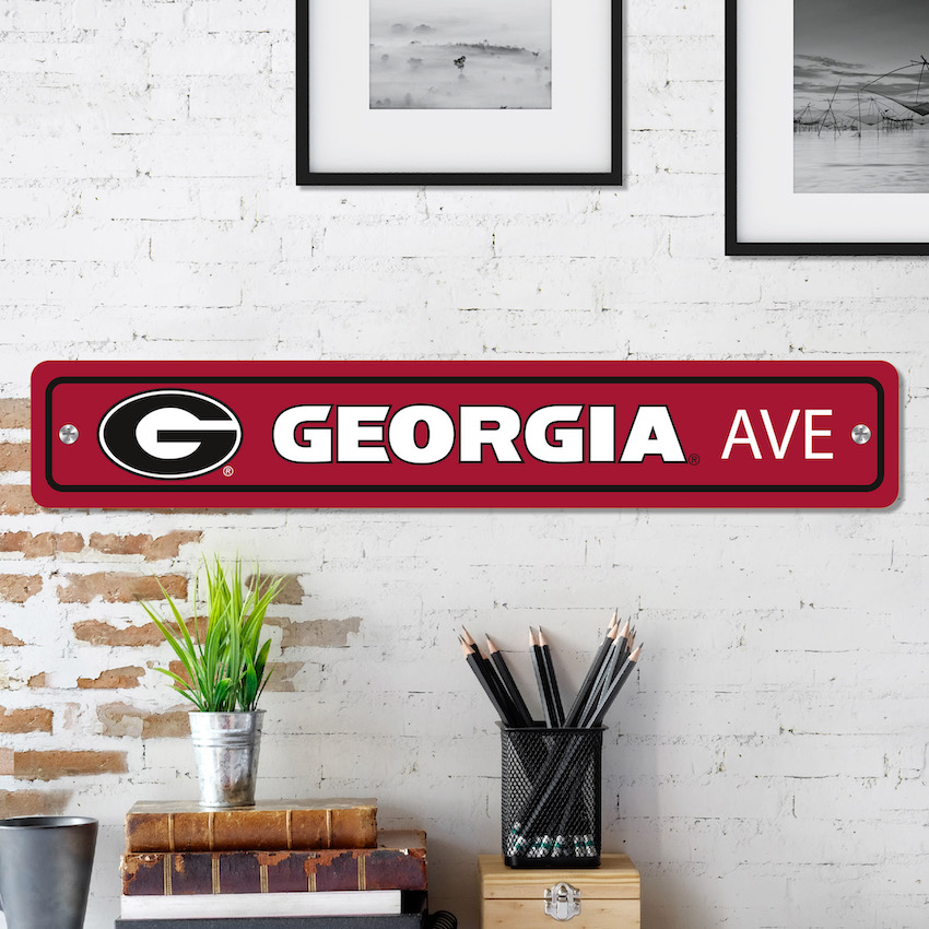 Georgia Bulldogs Street Sign