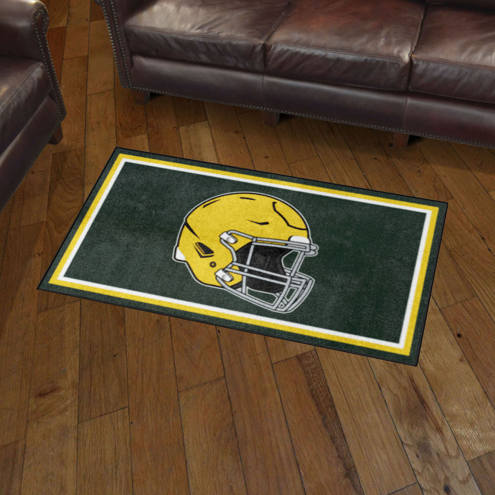 Green Bay Packers 3x5 Area Rug - Throwback Helmet Logo