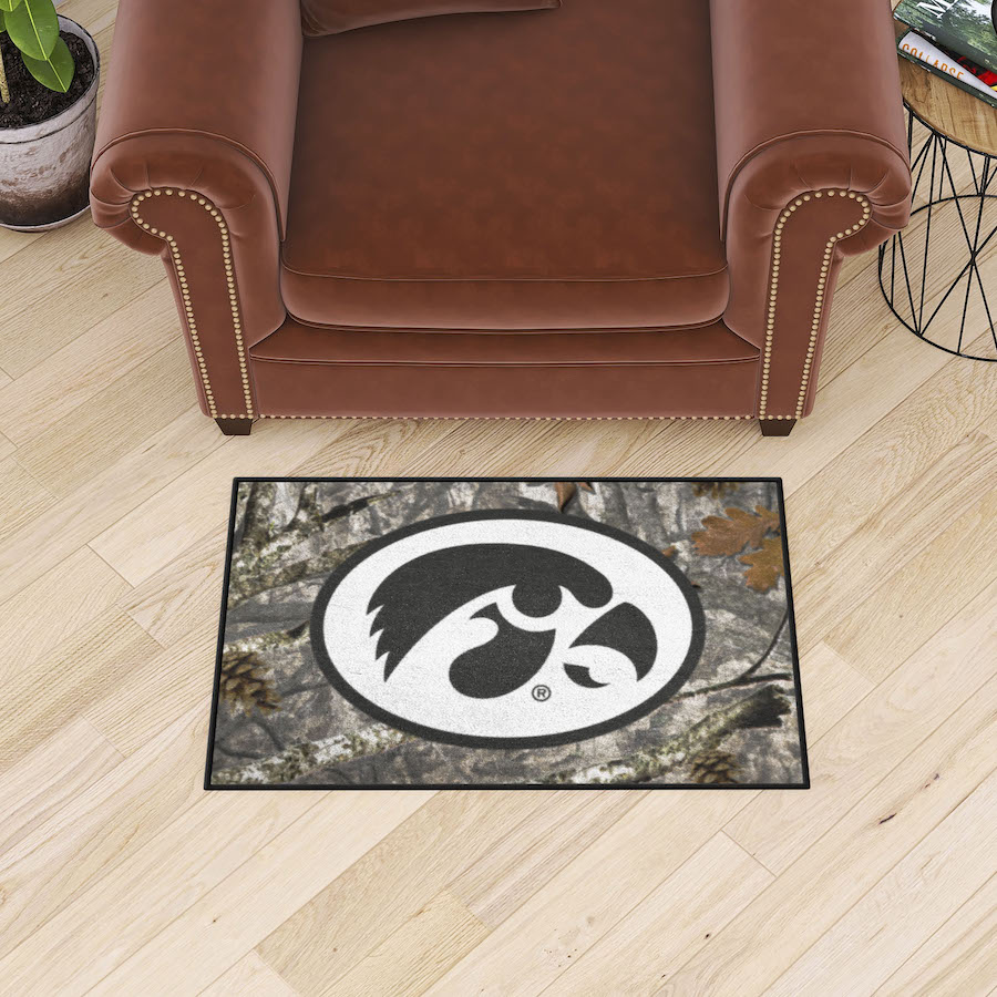 Iowa Hawkeyes CAMO 20 x 30 Starter Floor Mat