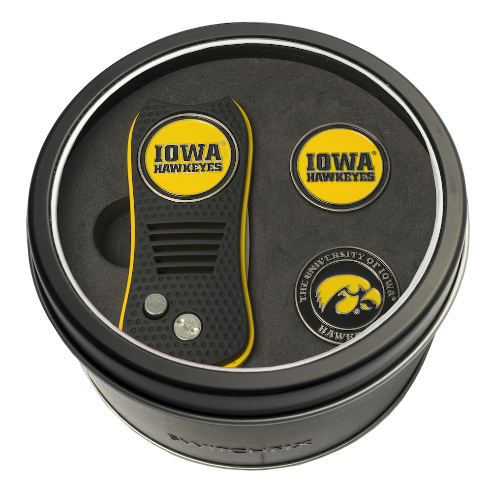 Iowa Hawkeyes Switchblade Divot Tool and 2 Ball Marker Gift Pack