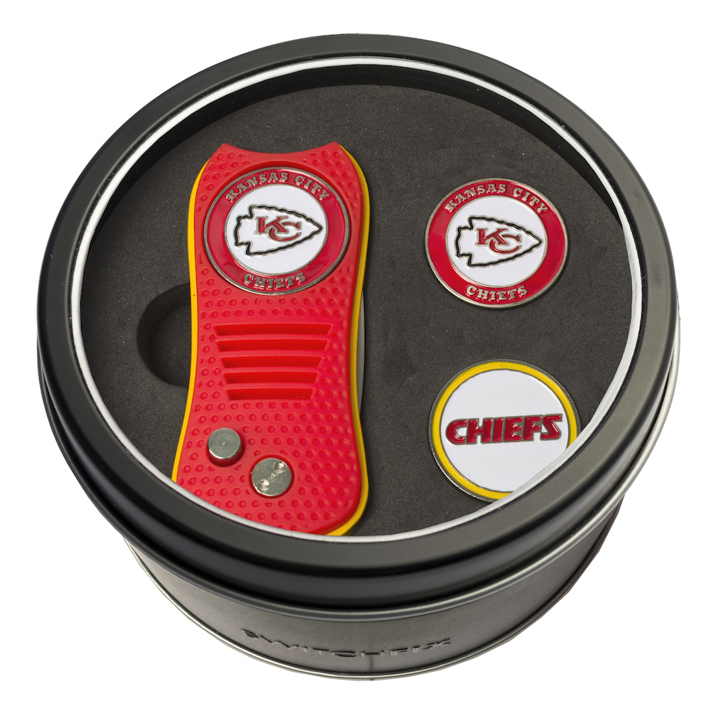 Kansas City Chiefs Switchblade Divot Tool and 2 Ball Marker Gift Pack