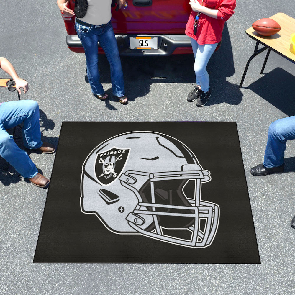 Las Vegas Raiders TAILGATER 60 x 72 Rug - Helmet Logo