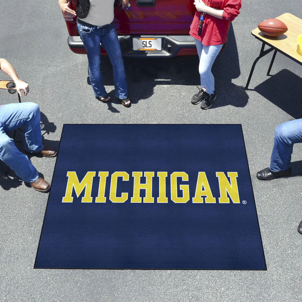 Michigan Wolverines TAILGATER 60 x 72 Rug - 2nd Logo