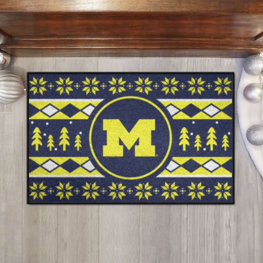 Michigan Wolverines HOLIDAY SWEATER 20 x 30 STARTER Floor Mat