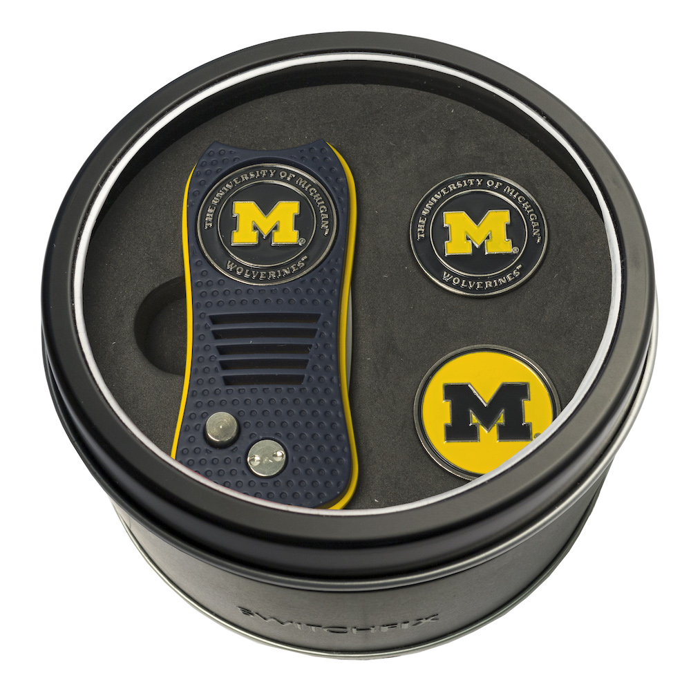 Michigan Wolverines Switchblade Divot Tool and 2 Ball Marker Gift Pack