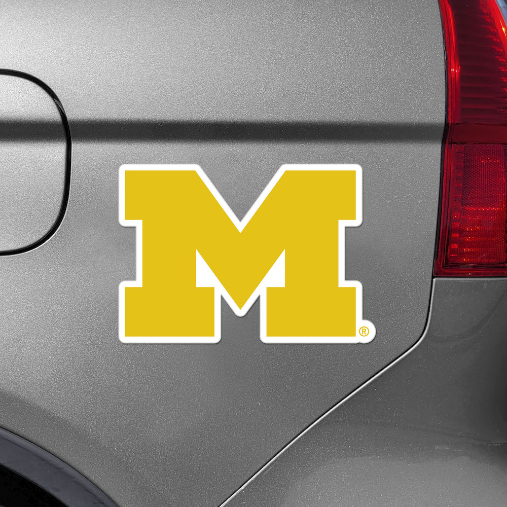 Michigan Wolverines Large Team Logo Magnet - Indoor Outdoor