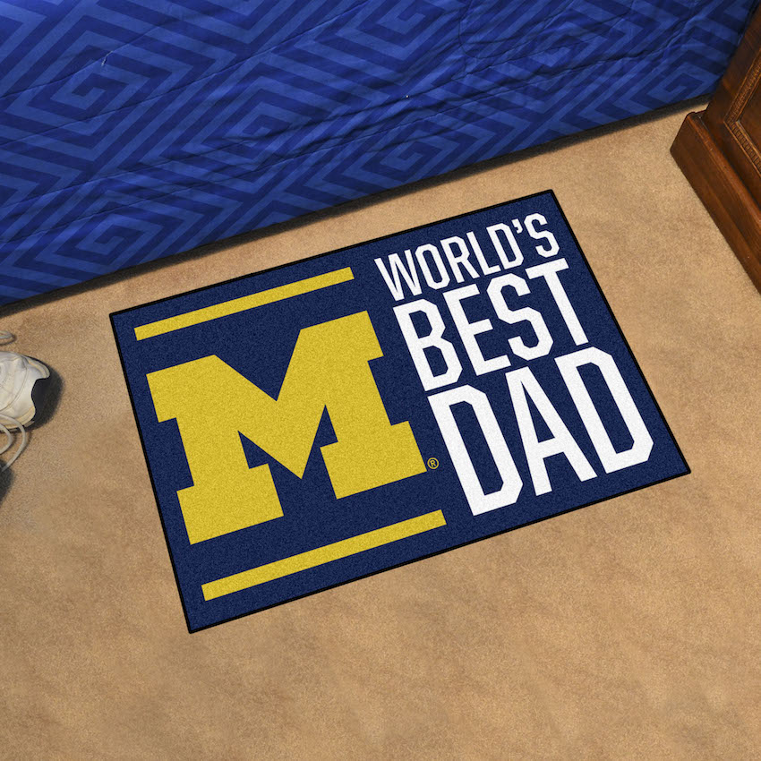 Michigan Wolverines 20 x 30 WORLDS BEST DAD Floor Mat