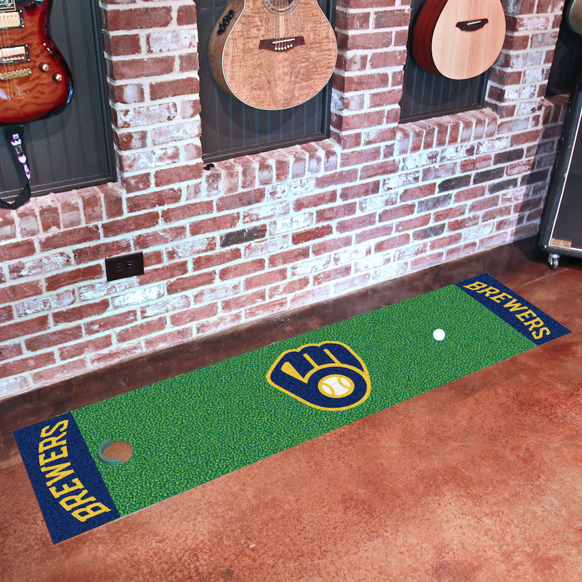 Milwaukee Brewers Putting Green Mat 18 x 72