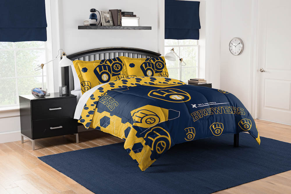 Milwaukee Brewers QUEEN/FULL size Comforter and 2 Shams