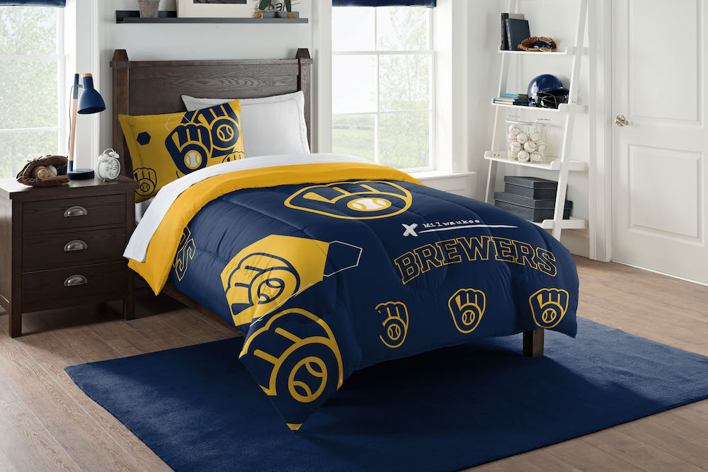 Milwaukee Brewers Twin Comforter Set with Sham