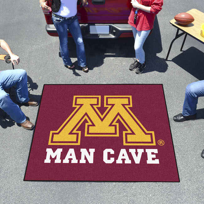 Minnesota Golden Gophers MAN CAVE TAILGATER 60 x 72 Rug