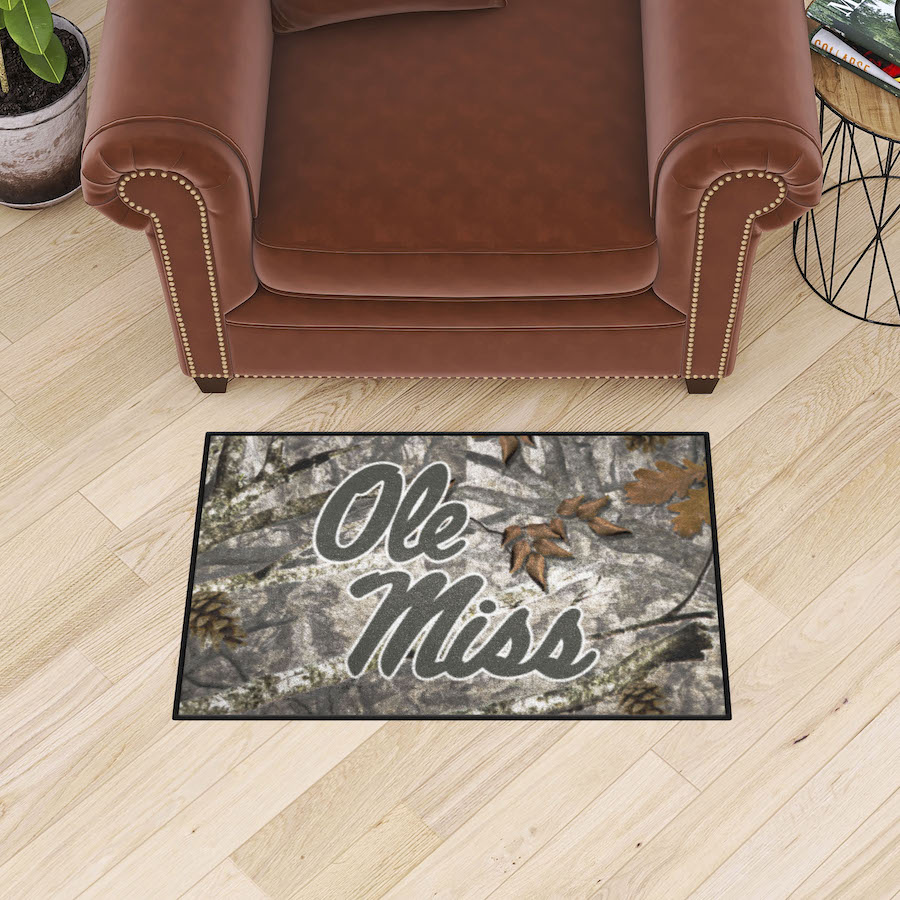 Mississippi Rebels CAMO 20 x 30 Starter Floor Mat