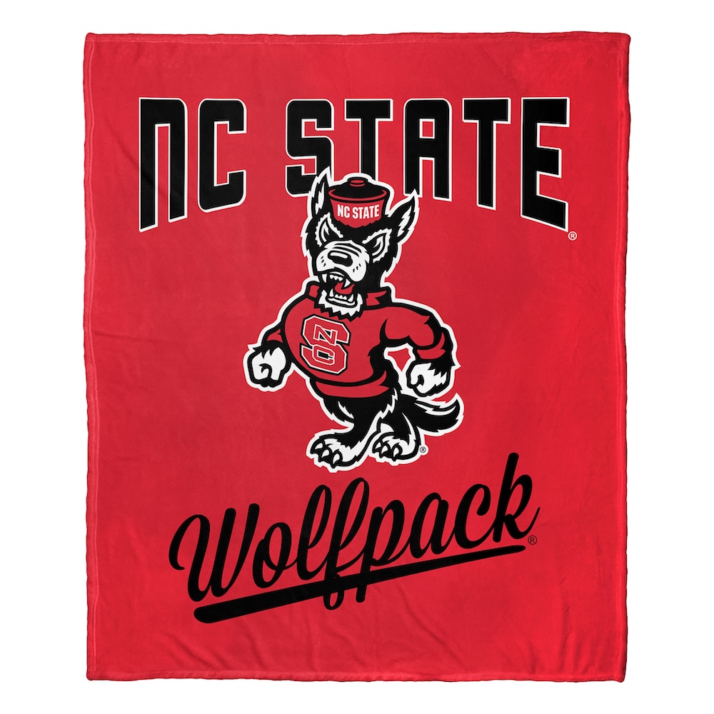 NC State Wolfpack ALUMNI Silk Touch Throw Blanket 50 x 60 inch