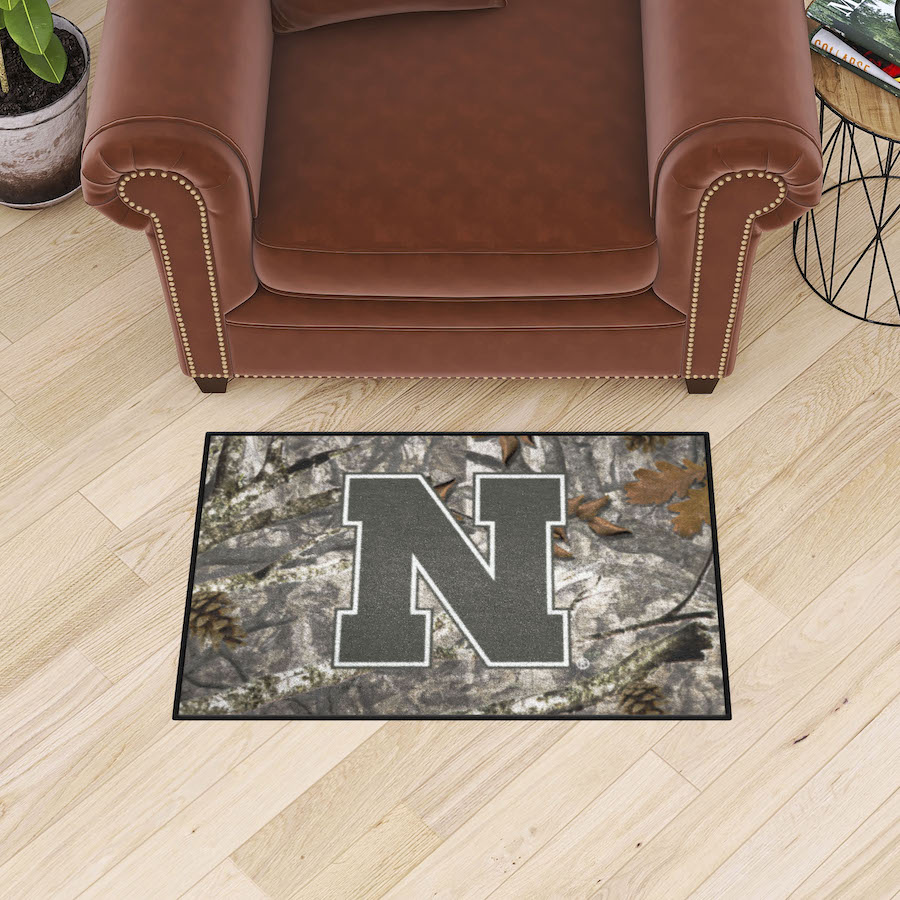 Nebraska Cornhuskers CAMO 20 x 30 Starter Floor Mat