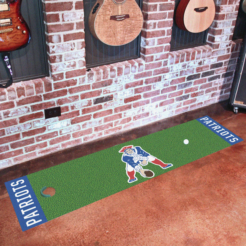 New England Patriots Vintage 18 x 72 in Putting Green Mat with Throwback Logo