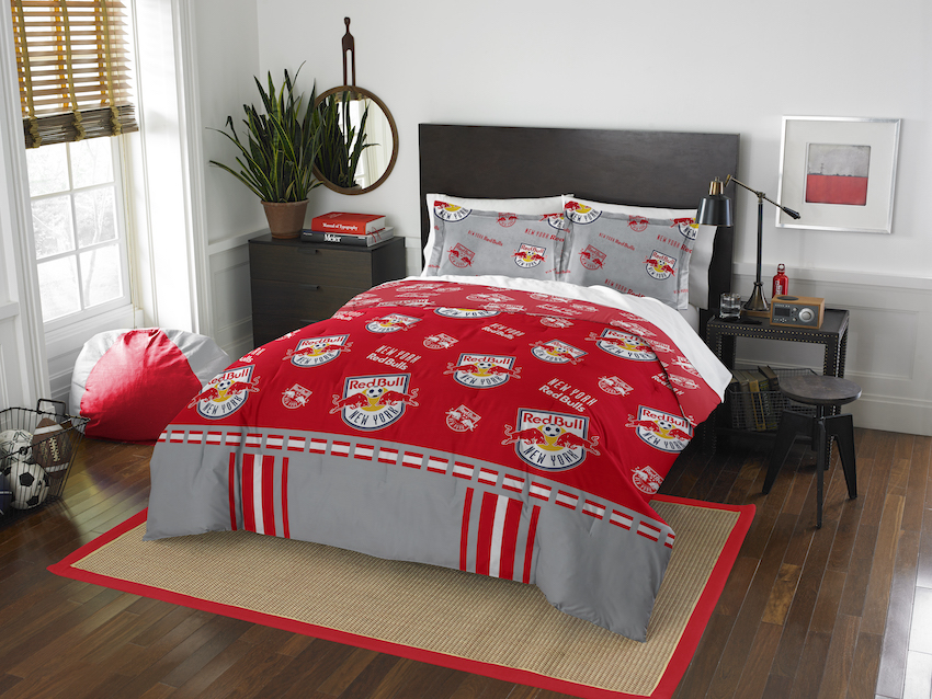 New York Red Bulls QUEEN/FULL size Comforter and 2 Shams