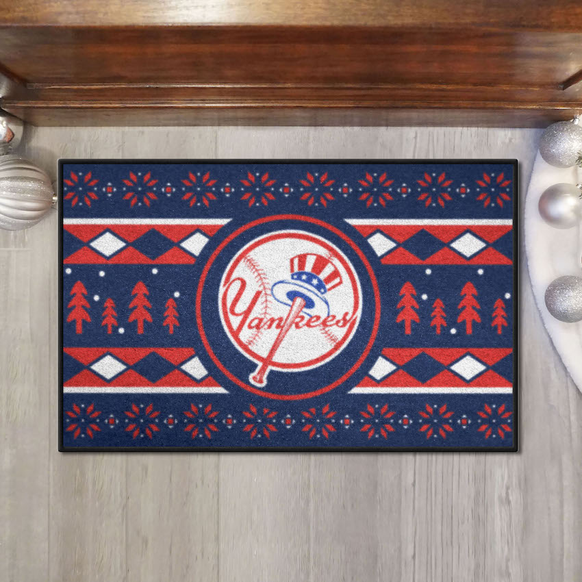 New York Yankees ALT LOGO HOLIDAY SWEATER 20 x 30 STARTER Floor Mat