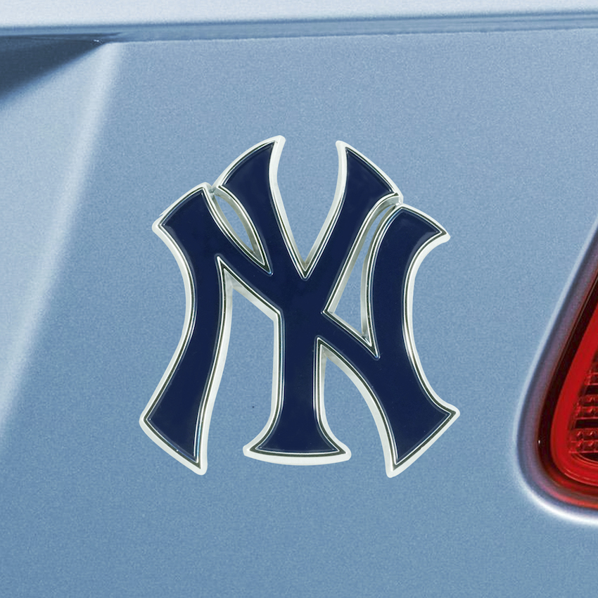 New York Yankees Color Metal Auto Emblem