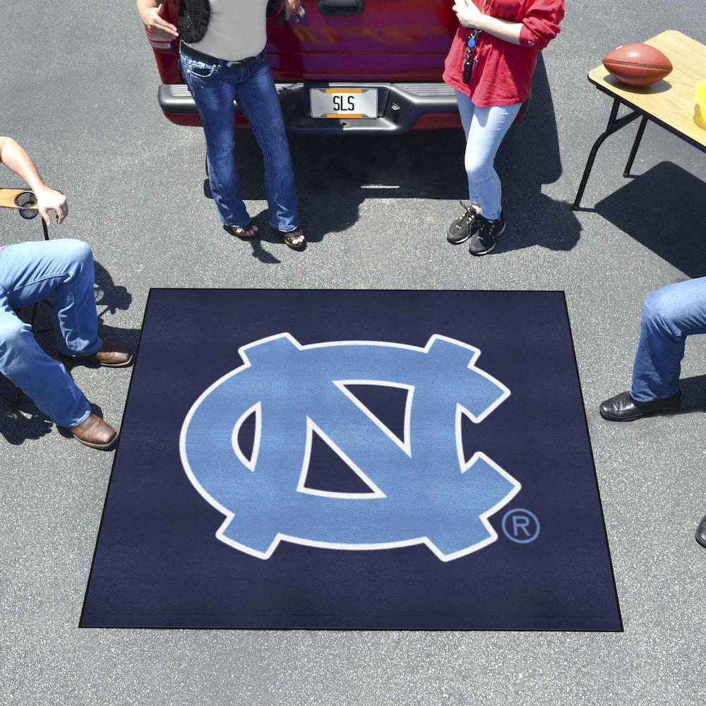 North Carolina Tar Heels TAILGATER 60 x 72 Rug - Alt Color