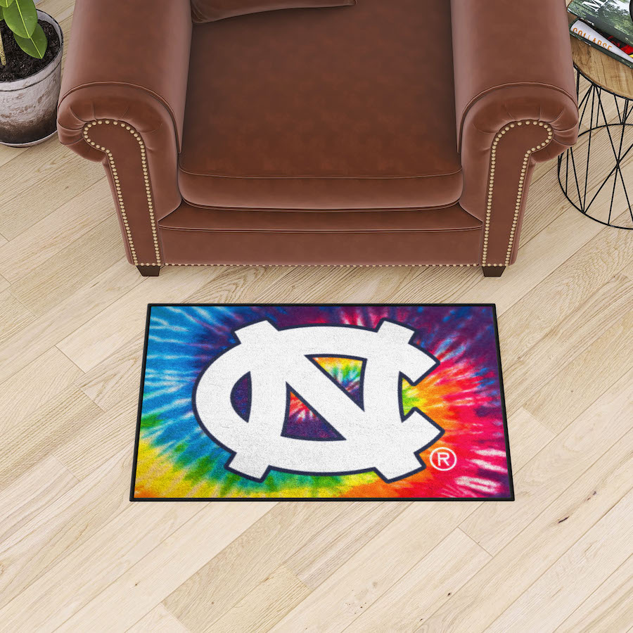 North Carolina Tar Heels TIE-DIE 20 x 30 Starter Floor Mat