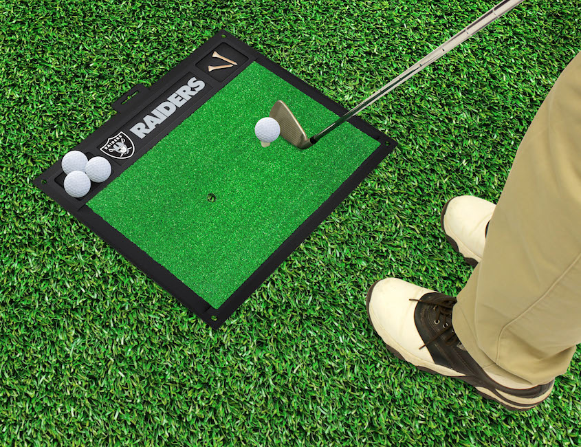 Las Vegas Raiders Golf Putting Green Mat