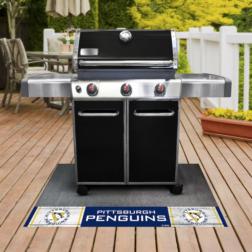 Pittsburgh Penguins Vintage Grill Mat - Throwback Logo