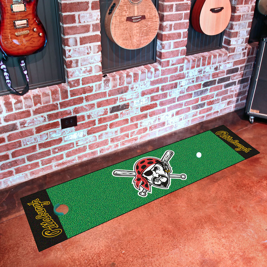 Pittsburgh Pirates ALT LOGO Putting Green Mat 18 x 72