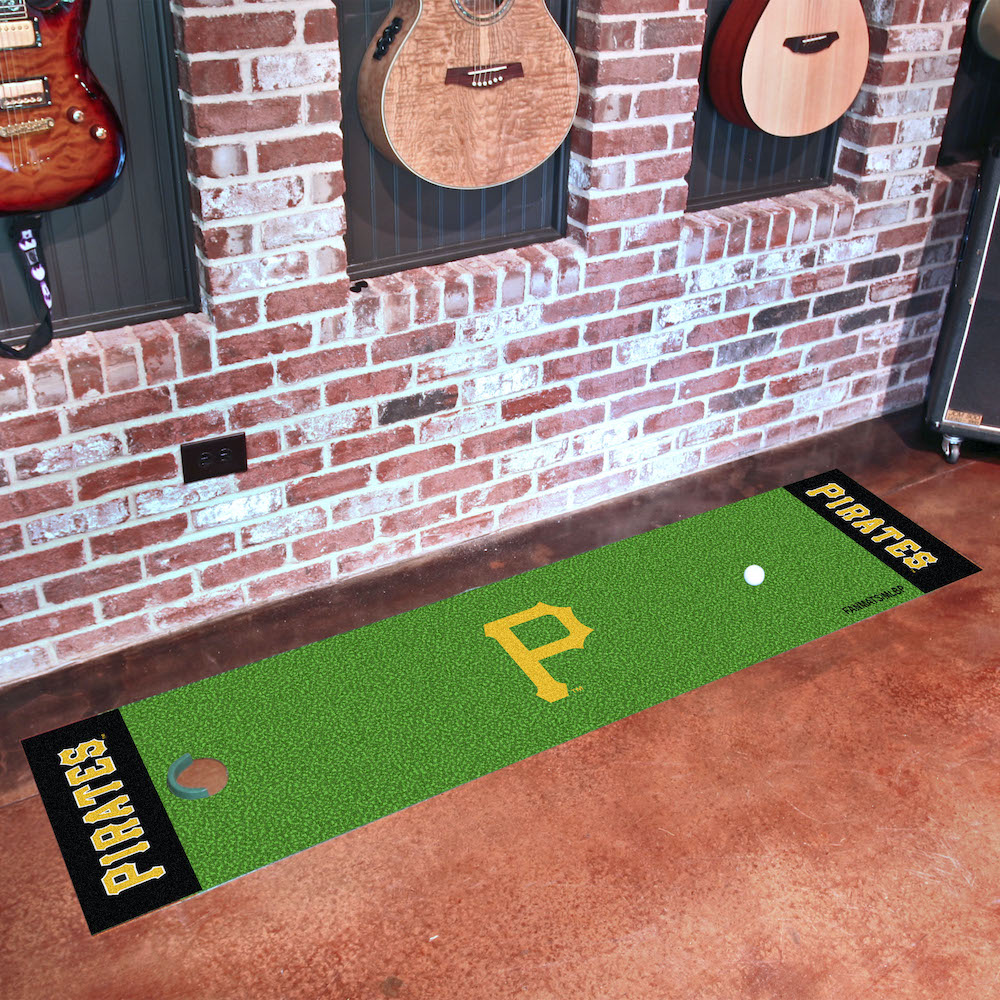 Pittsburgh Pirates Putting Green Mat 18 x 72