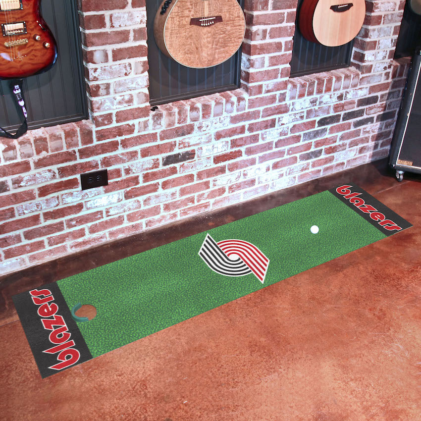 Portland Trail Blazers Vintage 18 x 72 in Putting Green Mat with Throwback Logo