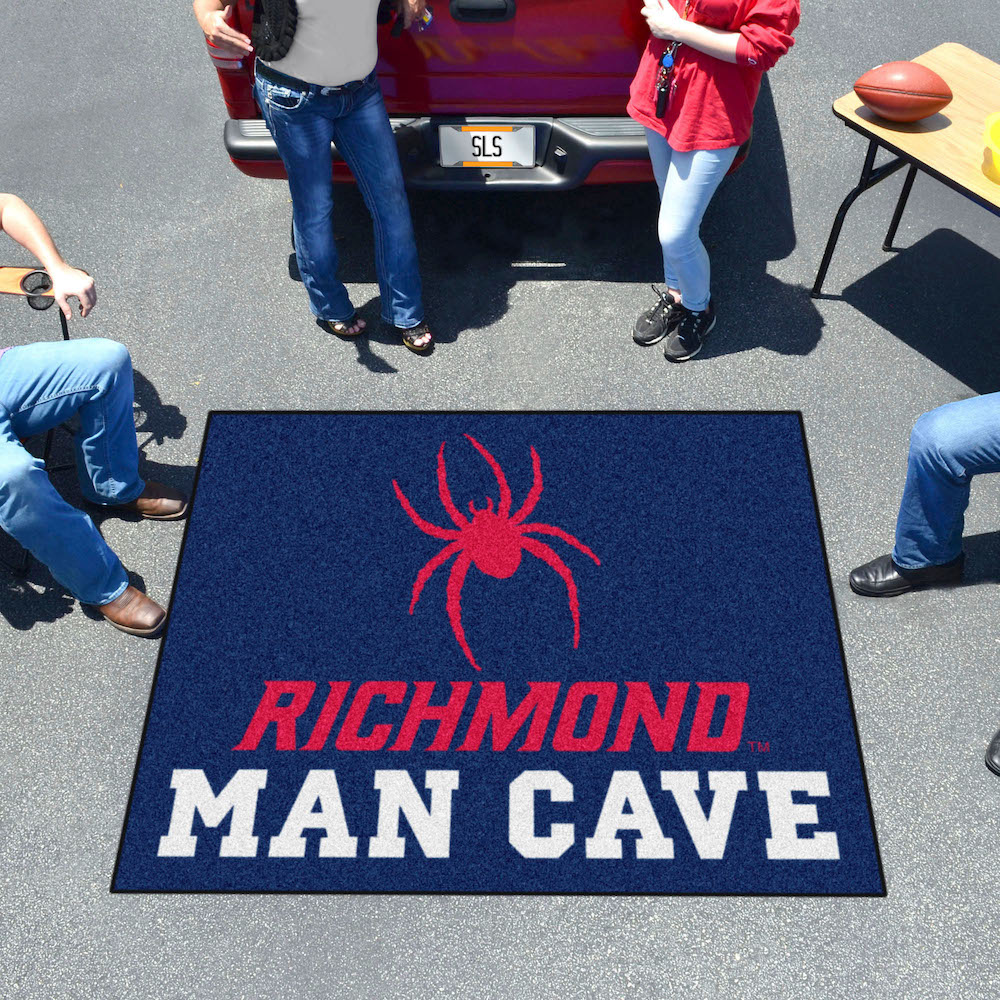 Richmond Spiders MAN CAVE TAILGATER 60 x 72 Rug