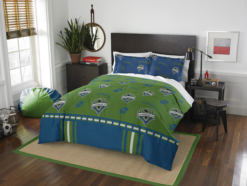 Seattle Sounders QUEEN/FULL size Comforter and 2 Shams