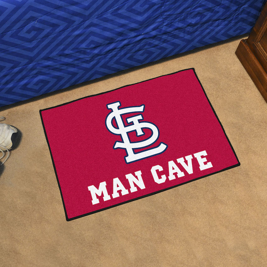 St. Louis Cardinals LOGO MAN CAVE 20 x 30 STARTER Floor Mat